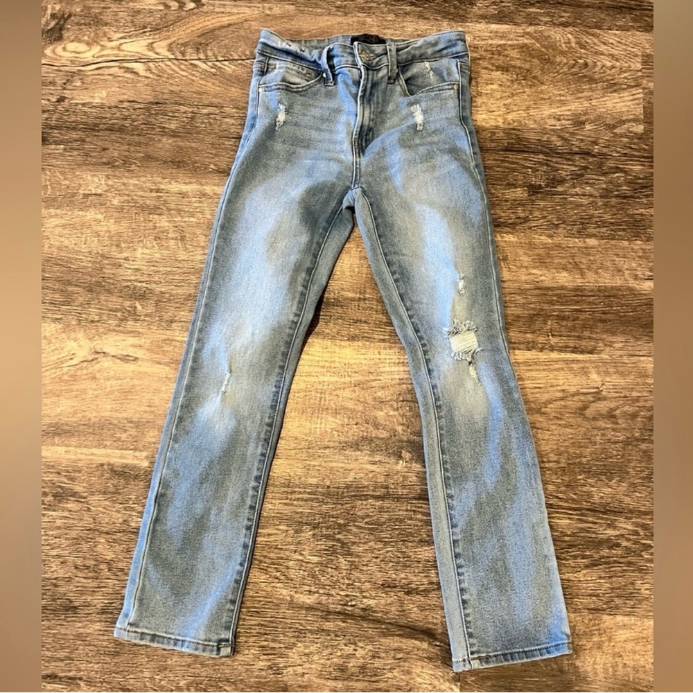 Like new! Rachel Zoe Straight Leg jeans in Vixen wash